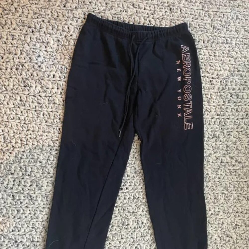 Medium Black Aeropostale Sweatpants